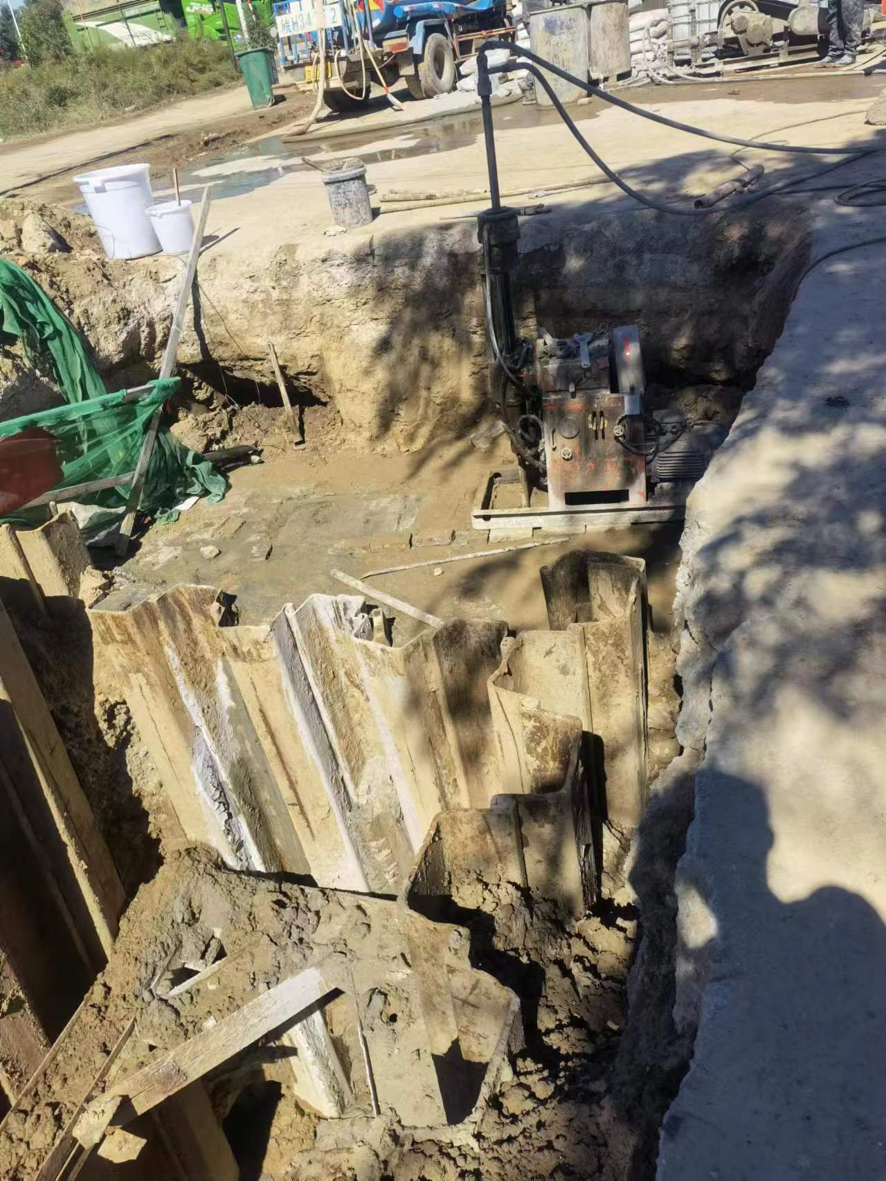 怀化基坑隧道止水帷幕桩底钻孔高压注浆